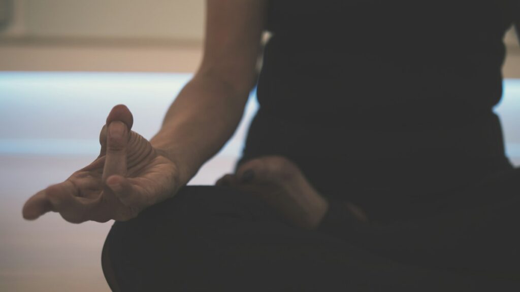 Quiet breathing practice for an editorial review of relaxation exercises