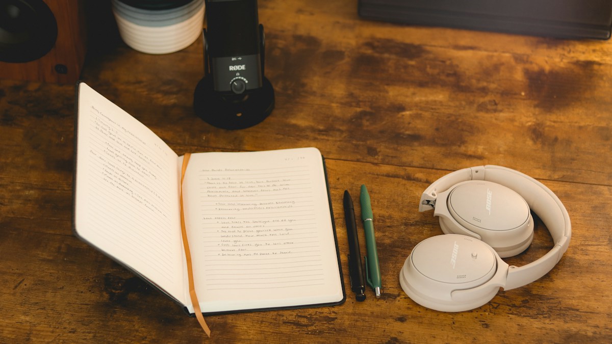 Notebook and study tools for a repeatable language learning routine