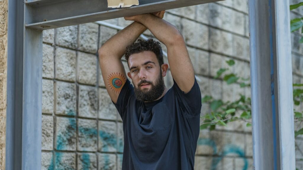 How to Build Shoulder Mobility Without Turning It Into a 30 Minute Routine