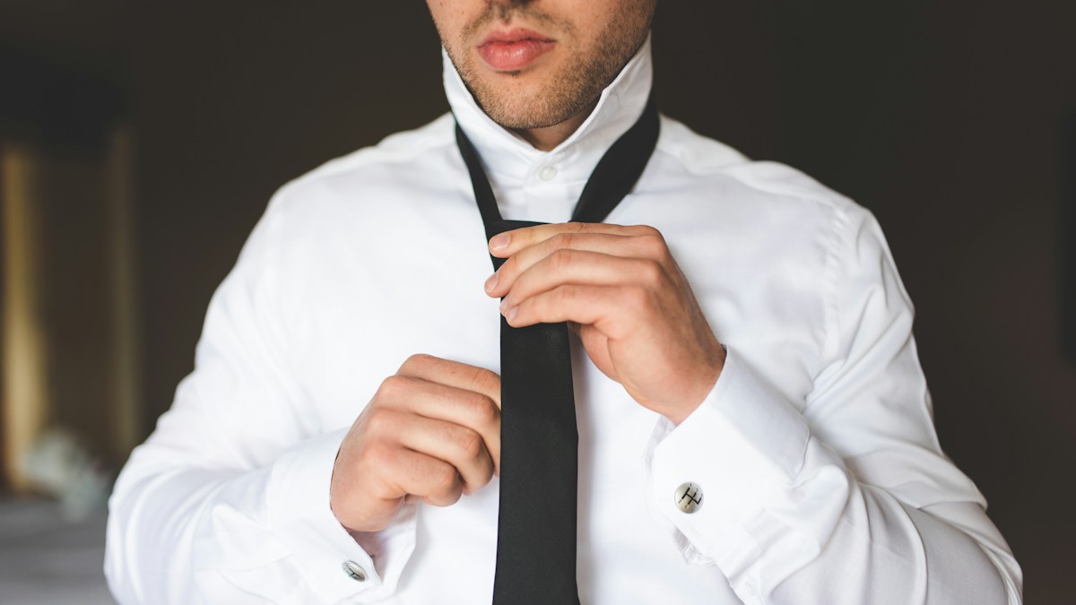 Supporting lifestyle editorial photo