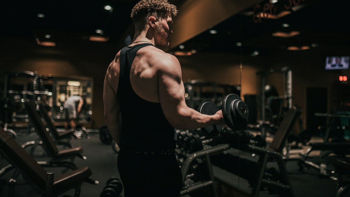 Man lifting weights