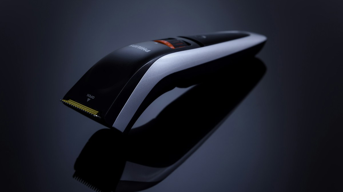 Electric shaving device