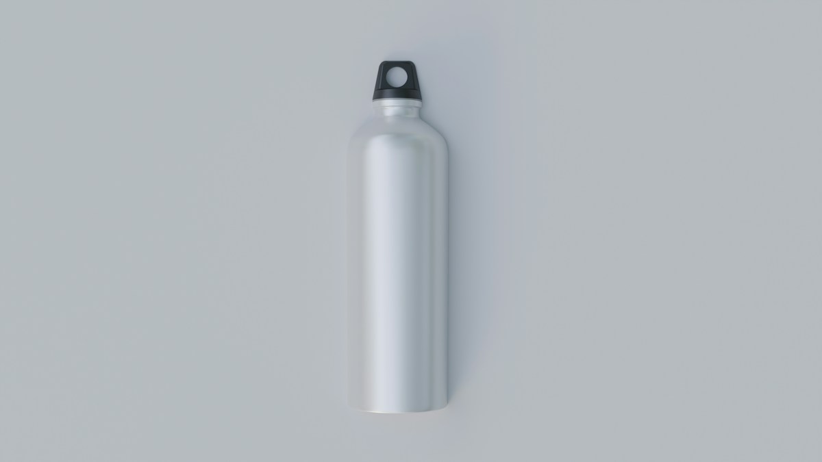 how to clean a reusable water bottle and straw lid properly