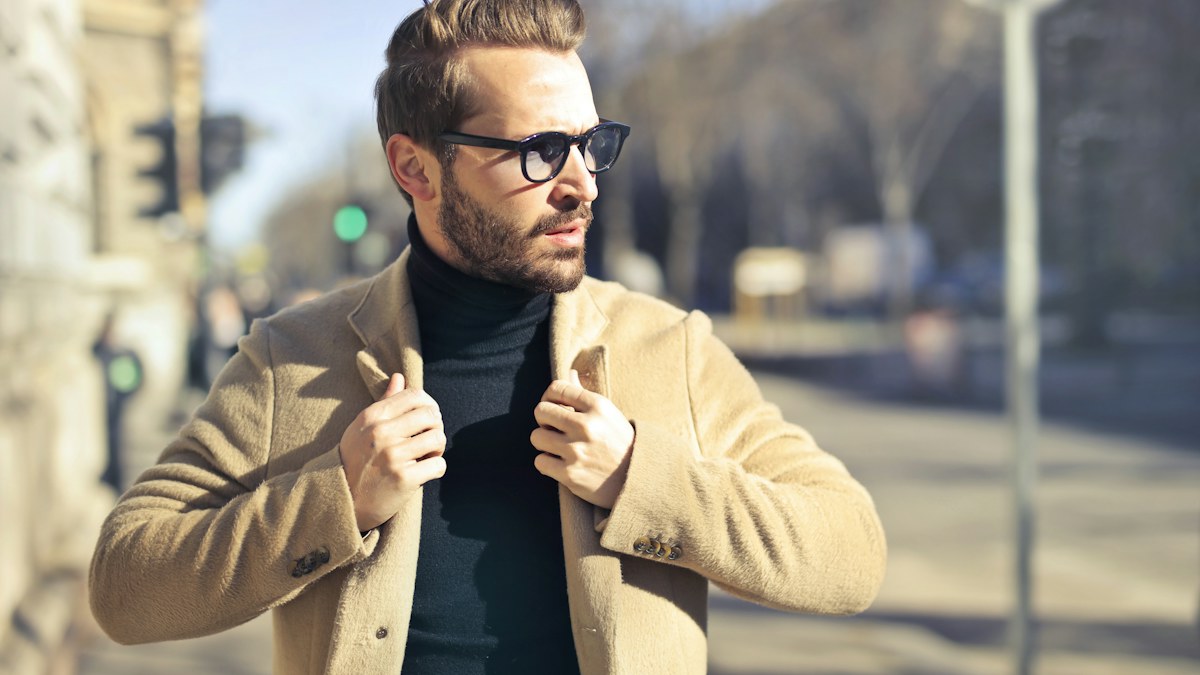 What to Wear on a First Date: A Men's Guide That Doesn't Look Try Hard