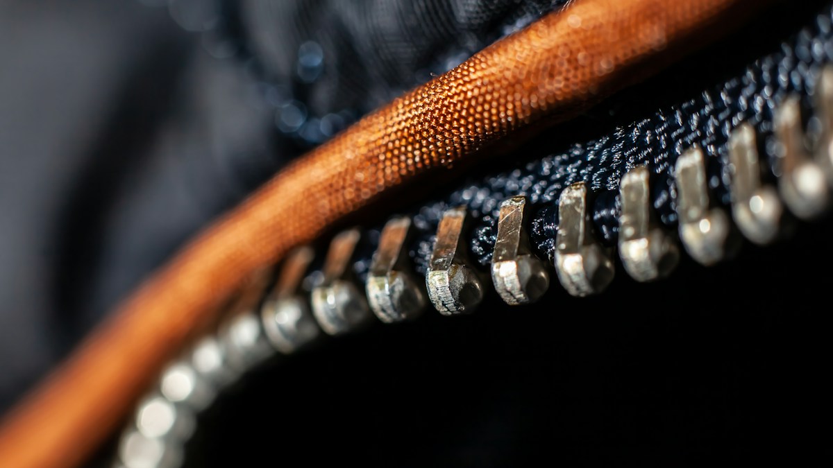 how to fix a pants zipper that keeps sliding down